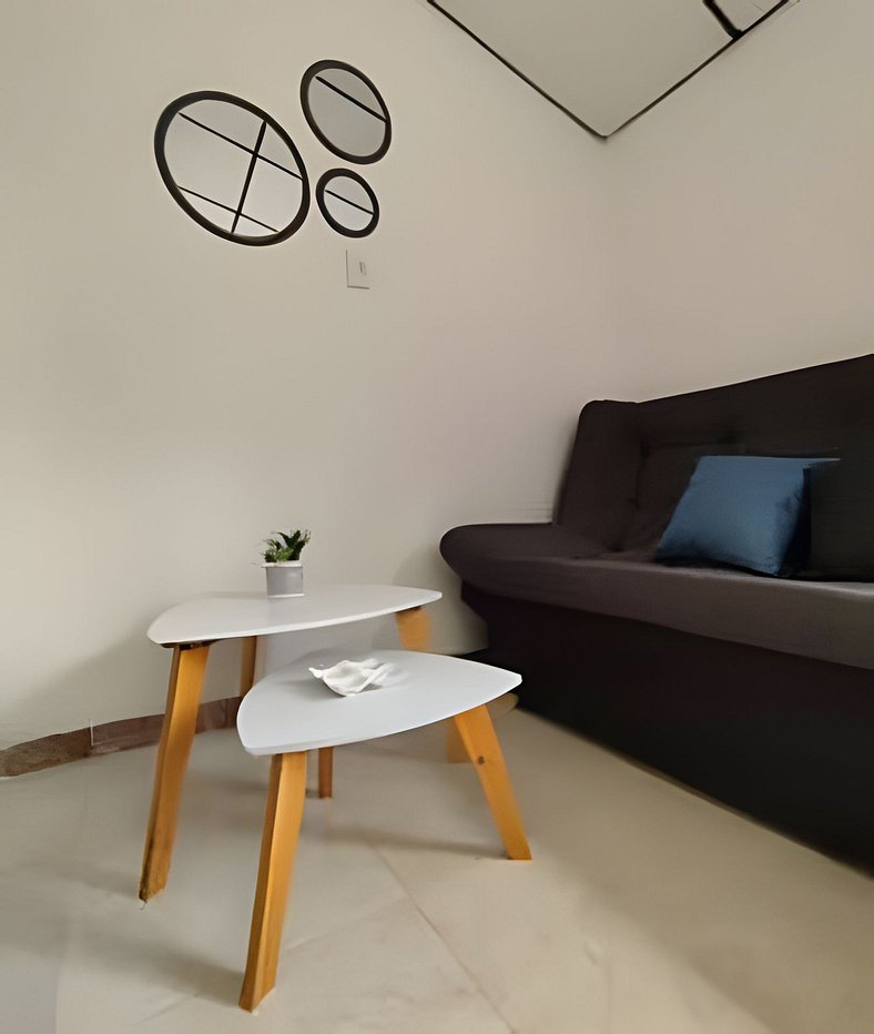 GURUS FR | Central Apartment Close to the stadium and airpor